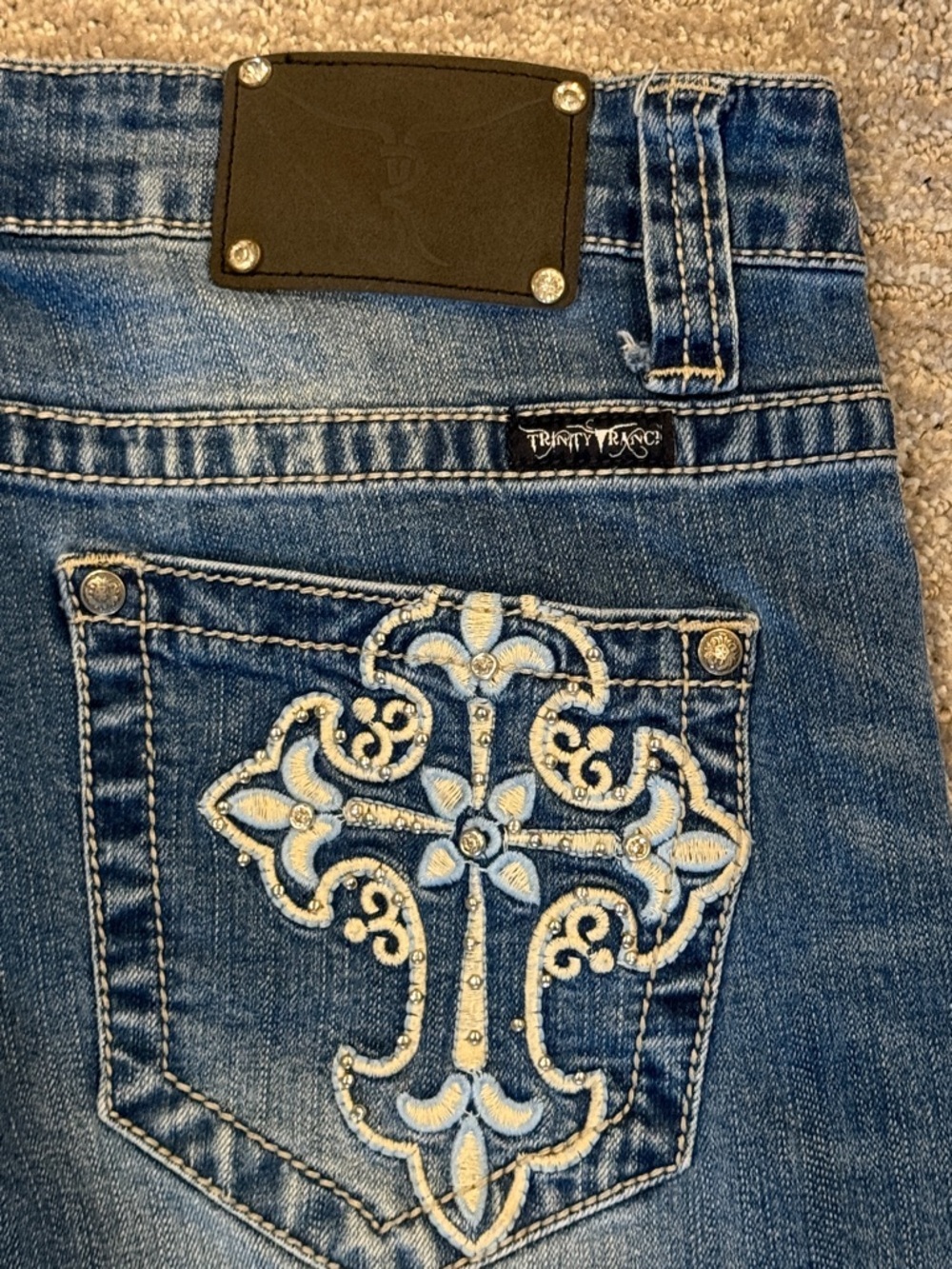 Trinity Blue Flare Jeans with Silver Embroidery Size 13 Juniors - Picture 7 of 7